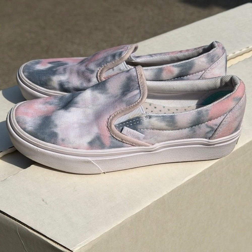 Vans Kids Cloud Wash ComfyCush Slip-On‎ Shoes in Tie-Dye